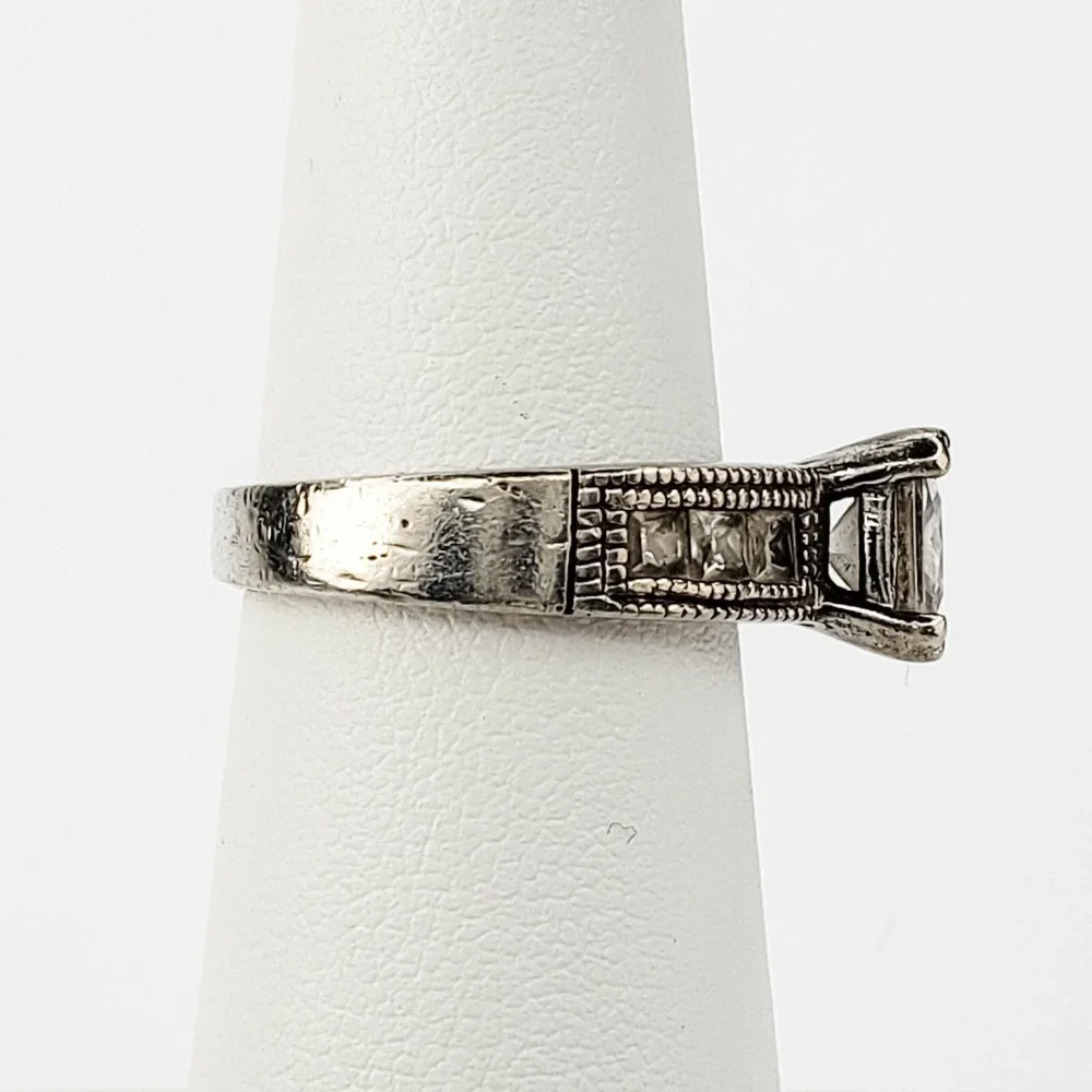 Vintage Engagement Ring Sterling Silver 925 Size 5.25 Silver Princess Cut